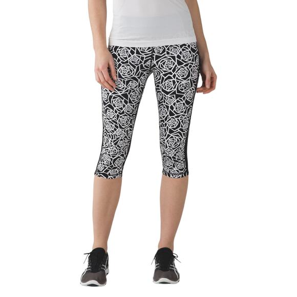 Lululemon Black Real Quick Crop Posey White Full On Luxtreme Leggings - Picture 1 of 12